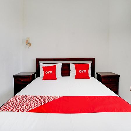 Lamongan Oyo Life 93083 Nova Jaya 3 Homestay Syariah מראה חיצוני תמונה