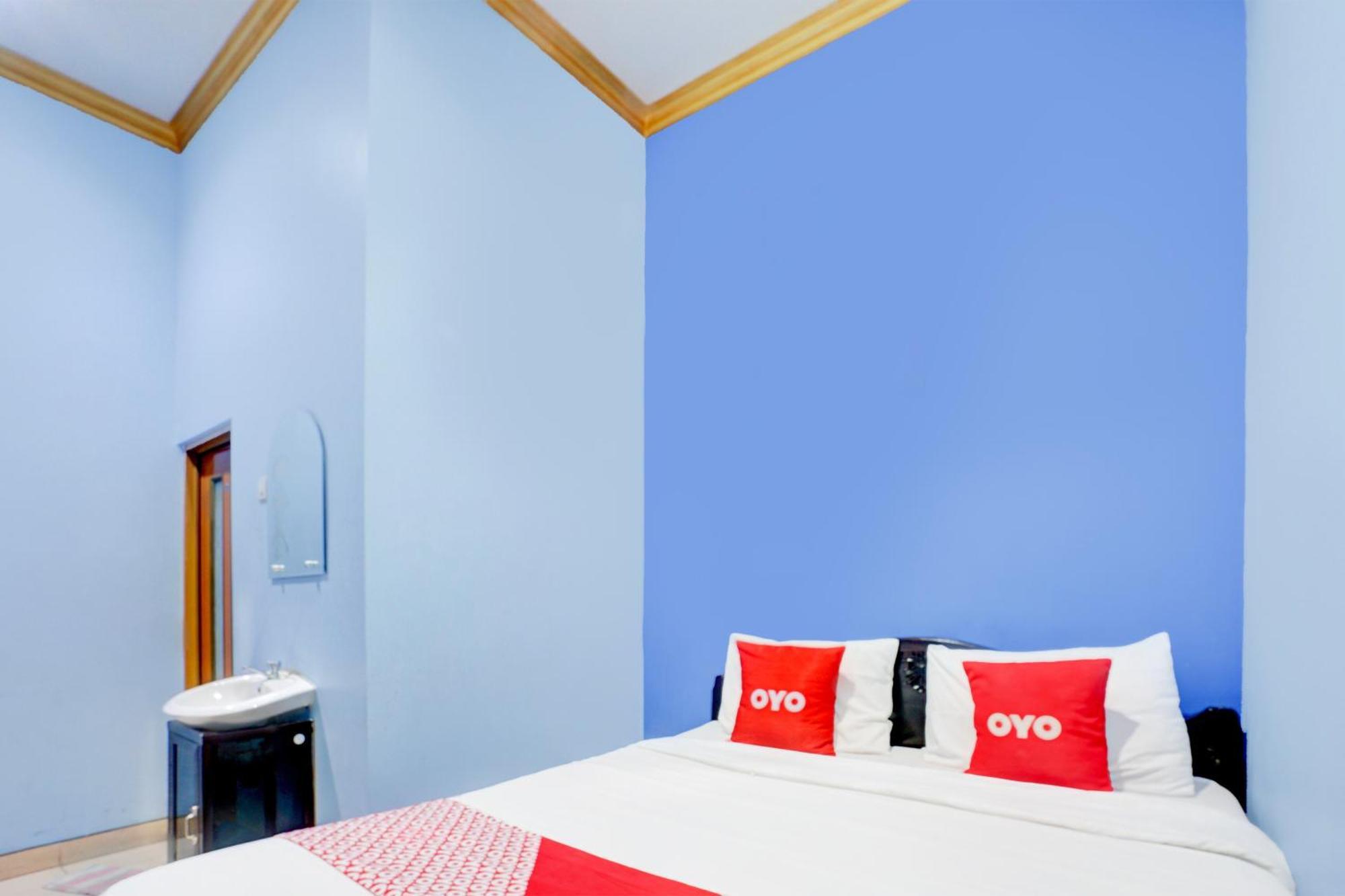 Lamongan Oyo Life 93083 Nova Jaya 3 Homestay Syariah מראה חיצוני תמונה